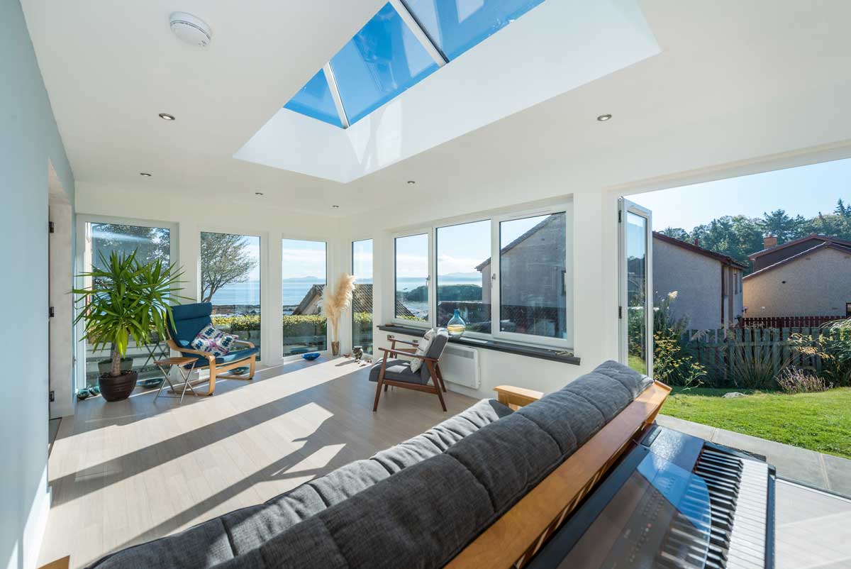 How Sunrooms Redefine Comfort & Style in Every Season!