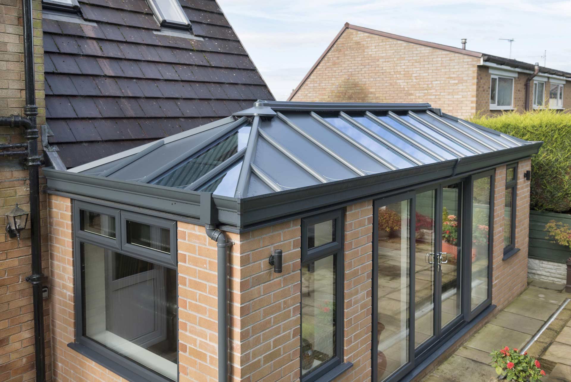 The Benefits of Upgrading Your Conservatory Roof